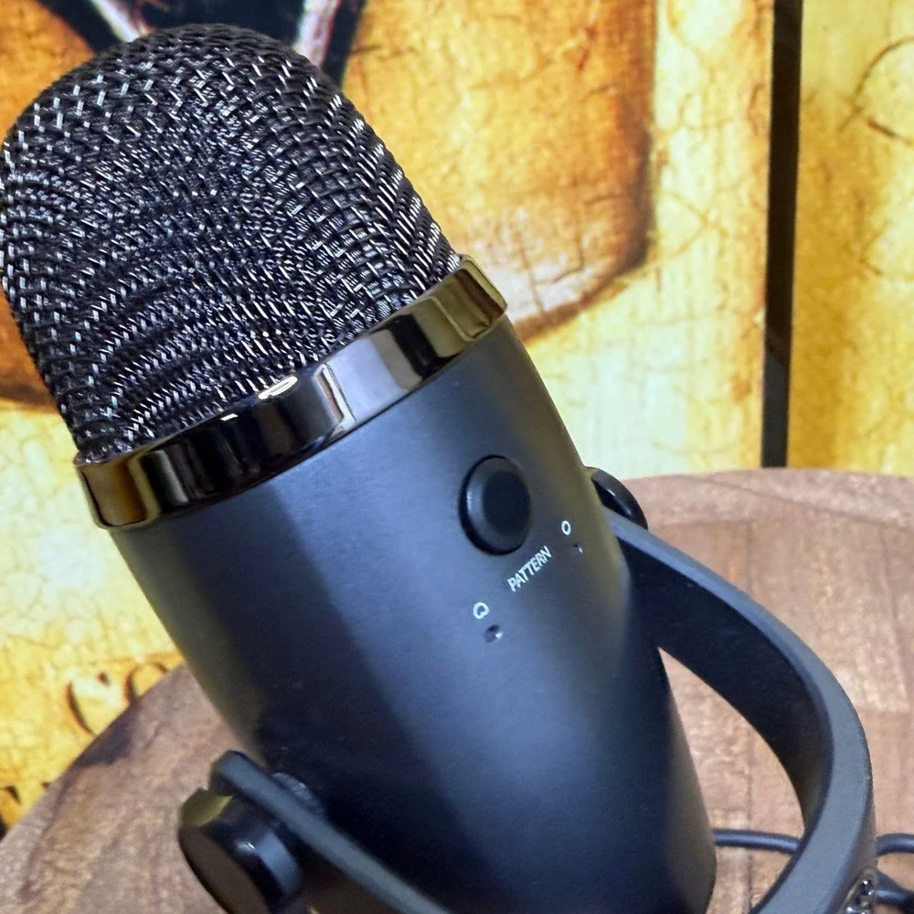 Blue Yeti Microphone A00098 Studio Condenser Black Excellent USB Streaming Mic